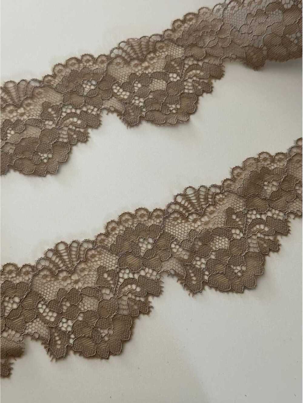 10yds Taupe Floral Stretch Lace, 2"Wholesale